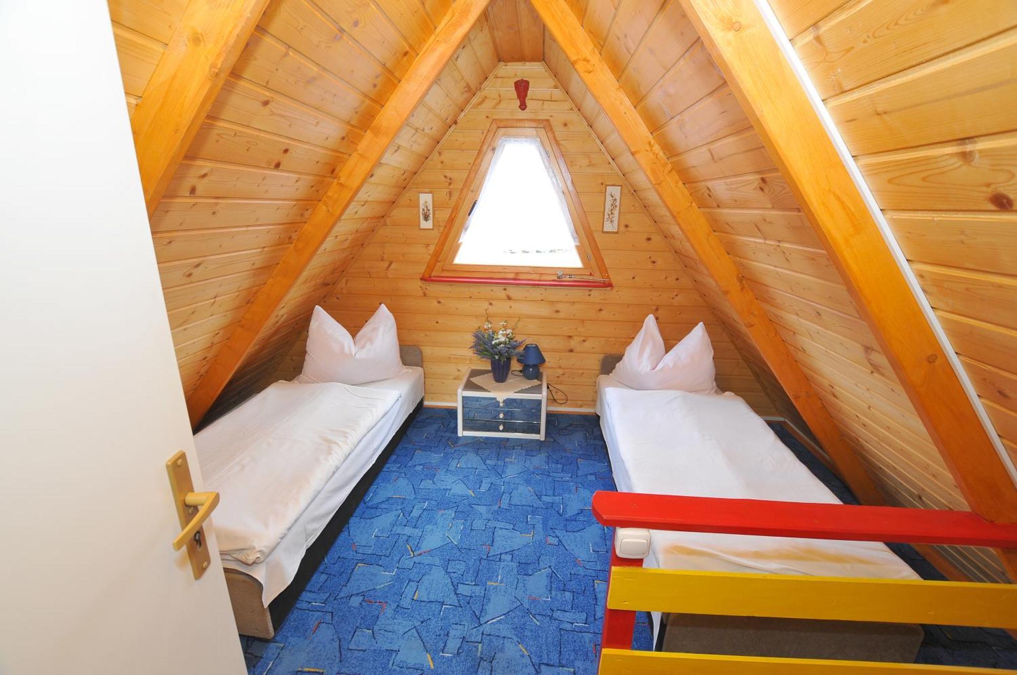 Osrodek Wczasowy Domino Bis Apartment Dzwirzyno Phòng bức ảnh