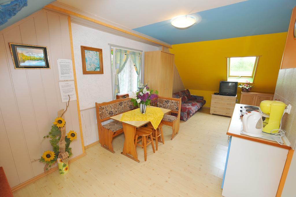 Osrodek Wczasowy Domino Bis Apartment Dzwirzyno Phòng bức ảnh