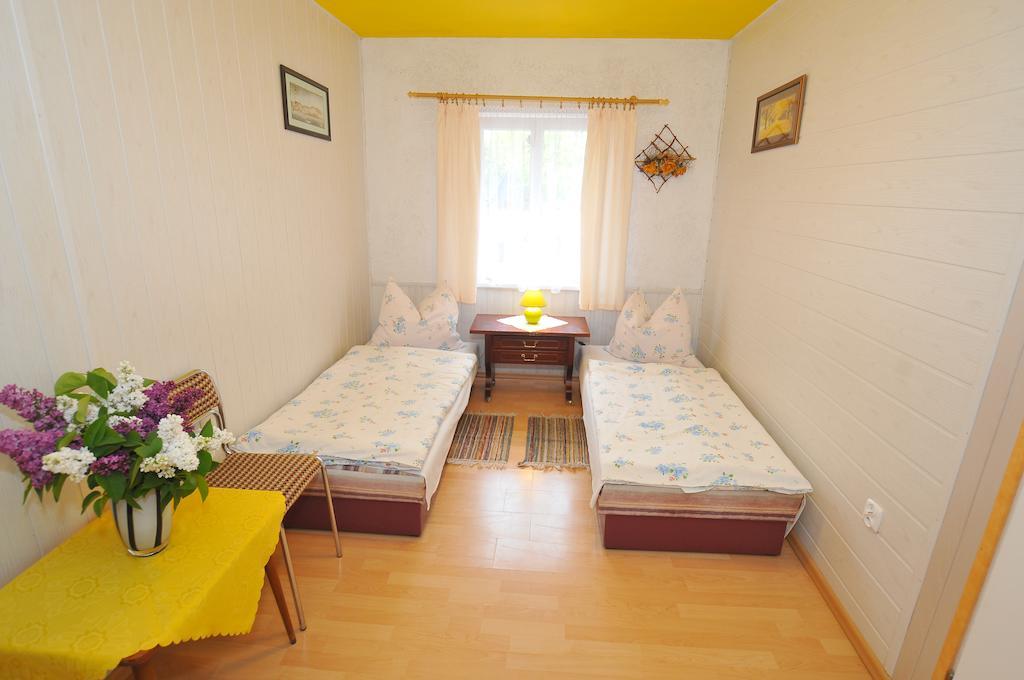 Osrodek Wczasowy Domino Bis Apartment Dzwirzyno Phòng bức ảnh