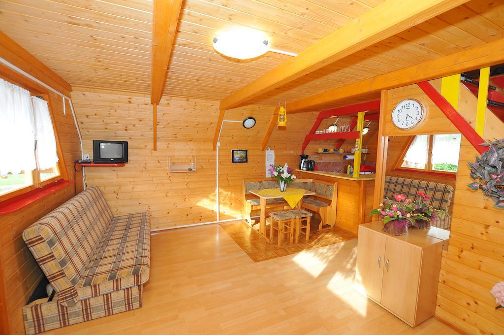 Osrodek Wczasowy Domino Bis Apartment Dzwirzyno Phòng bức ảnh